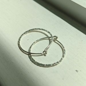 Light weight Silver Hoop Earrings